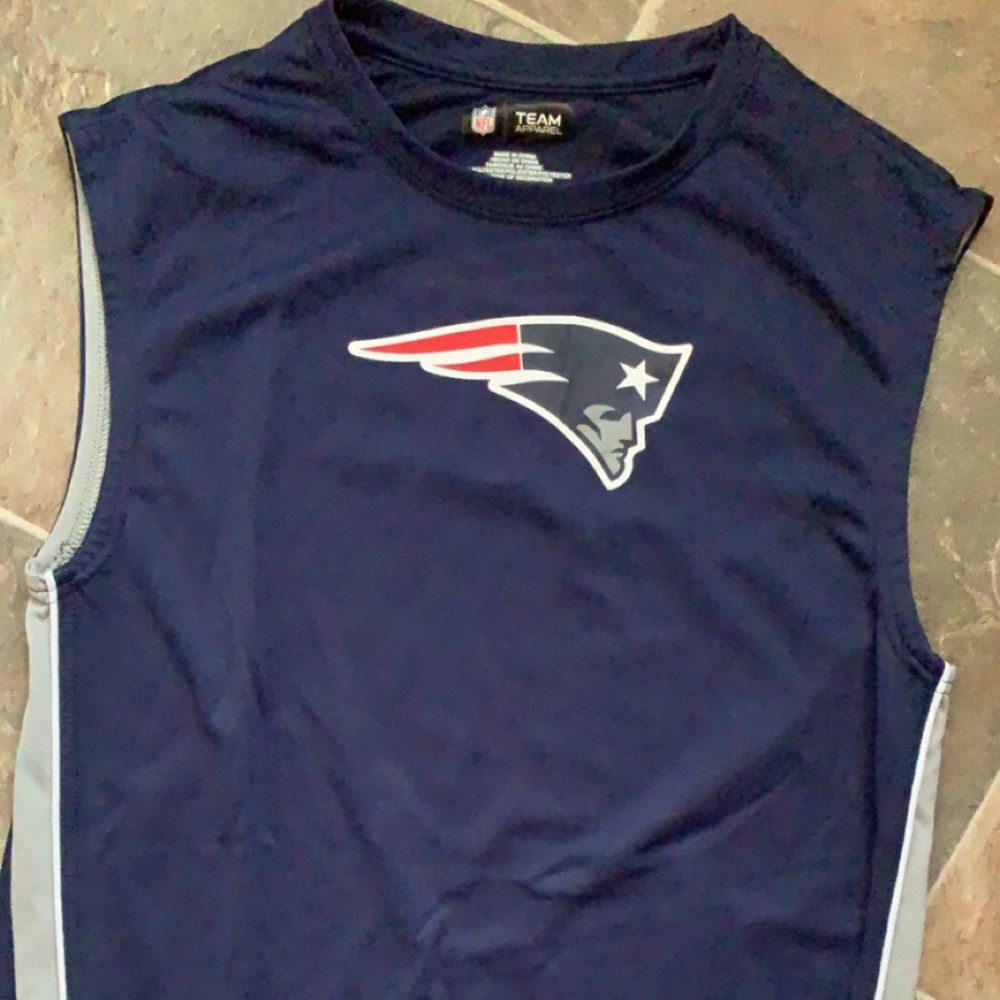 NFL New England Patriots Men’s Cutoff/Tank Top/Sleeveless Shirt